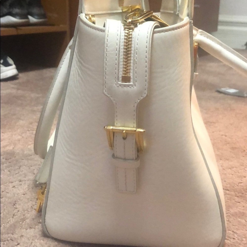 Versace - Picture 5 of 10